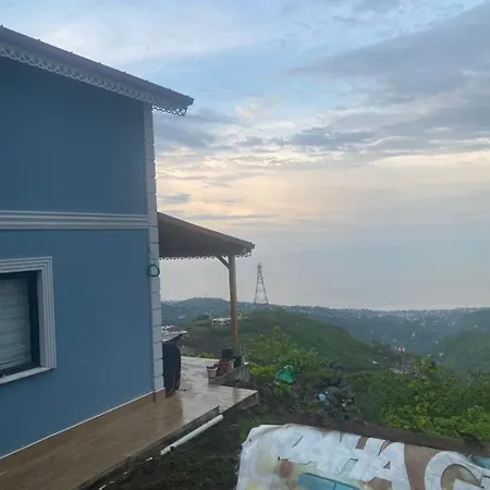 Doga Ve Deniz Manzarali Trabzon